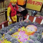 माँ गंगा ने श्री बड़े हनुमान मंदिर में किया प्रवेश, गूंजे जयकारे, बलवीर गिरि ने उतारी आरती