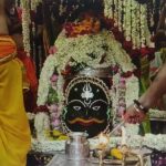 Ujjain Mahakal: 230 किलो मोगरे के फूलों से सजा बाबा महाकाल का आंगन, पूरे मंदिर परिसर में महकी खुशबू