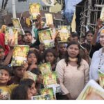 महामंडलेश्वर डॉ हर्षिता जी महाराज ने ज्वालापुर सराय में बांटी शिक्षा की रोशनी