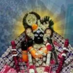 बांकेबिहारी मंदिर में ‘सुप्रीम’ आदेश के बाद बदलाव: श्रद्धालु पेटिका में डालें दान या ऑनलाइन, चढ़ावे के लिए लगाए बोर्ड