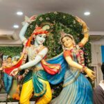 वृंदावन में भक्ति की धूम, मंदिरों में उमड़े श्रद्धालु